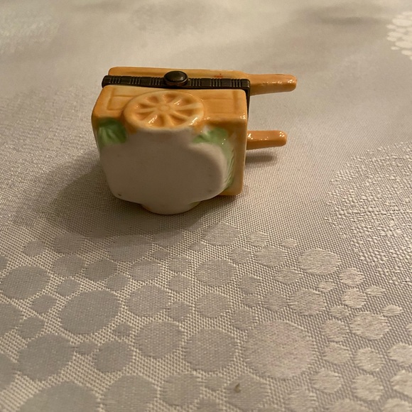 Decorative Box - Picture 5 of 7